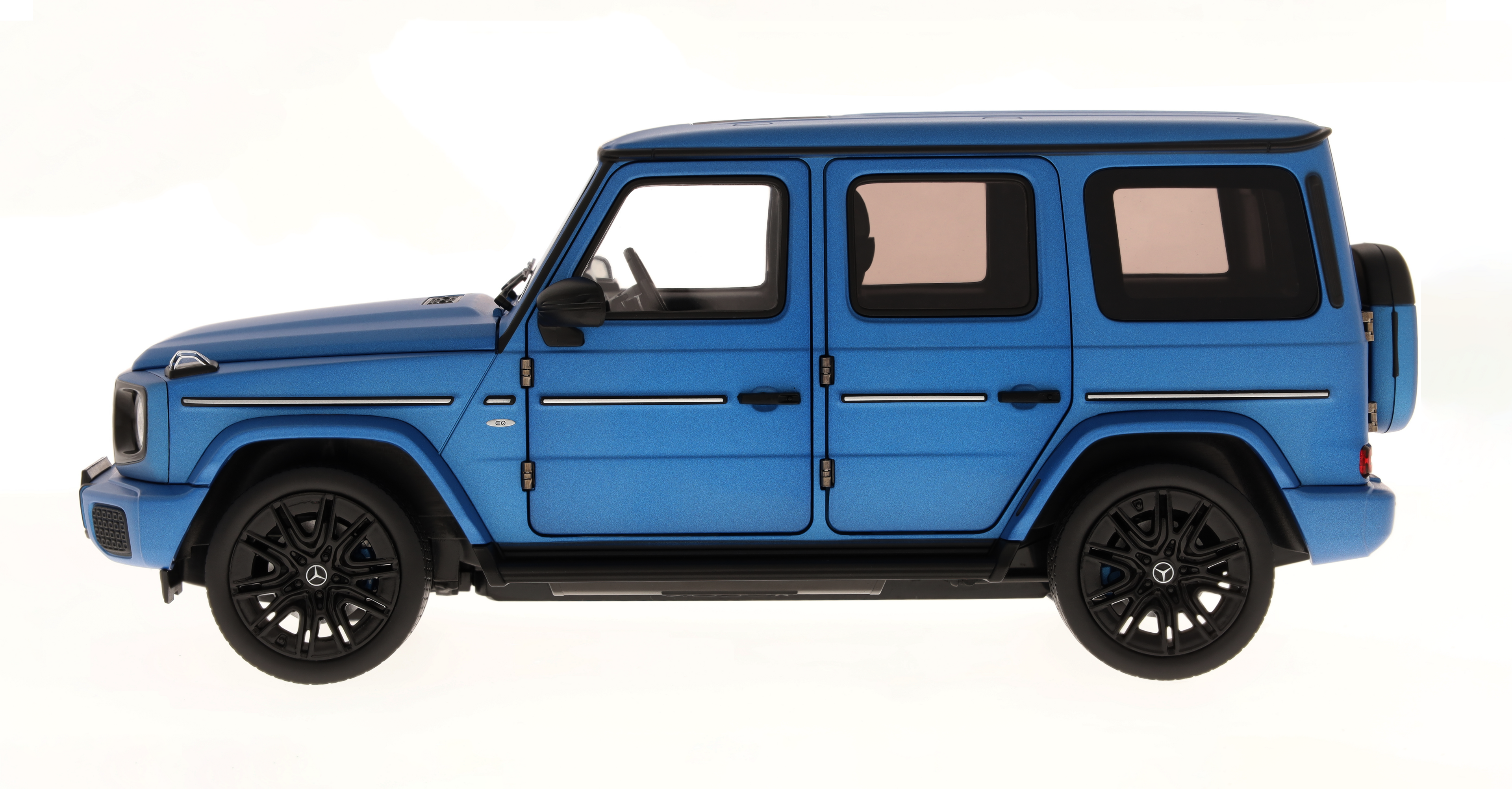 G 580 with EQ Technology, Geländewagen, AMG Line, N465 - MANUFAKTUR südseeblau magno, Norev, 1:18