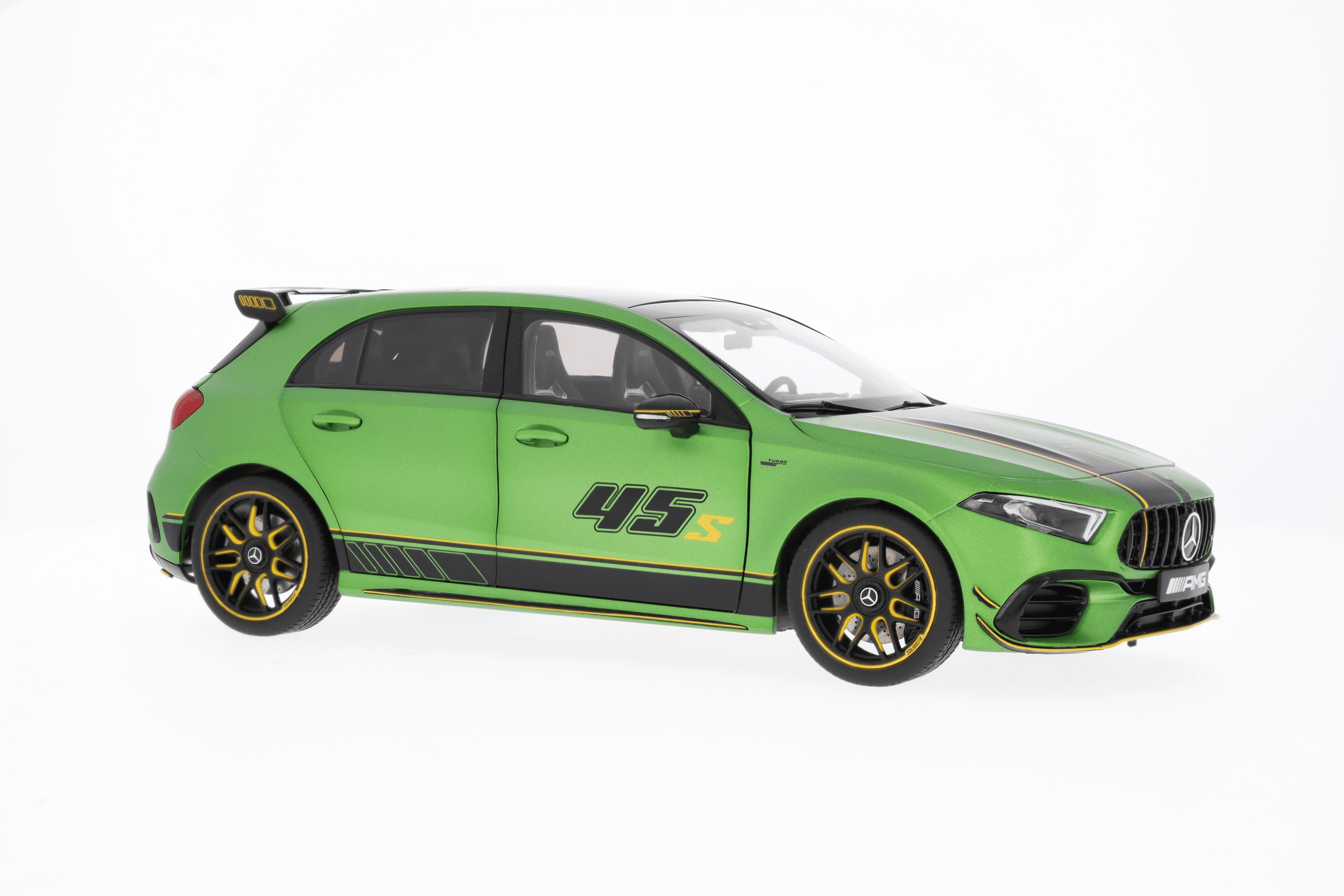 Mercedes-AMG A 45 S 4MATIC - green hell magno, NZG, 1:18