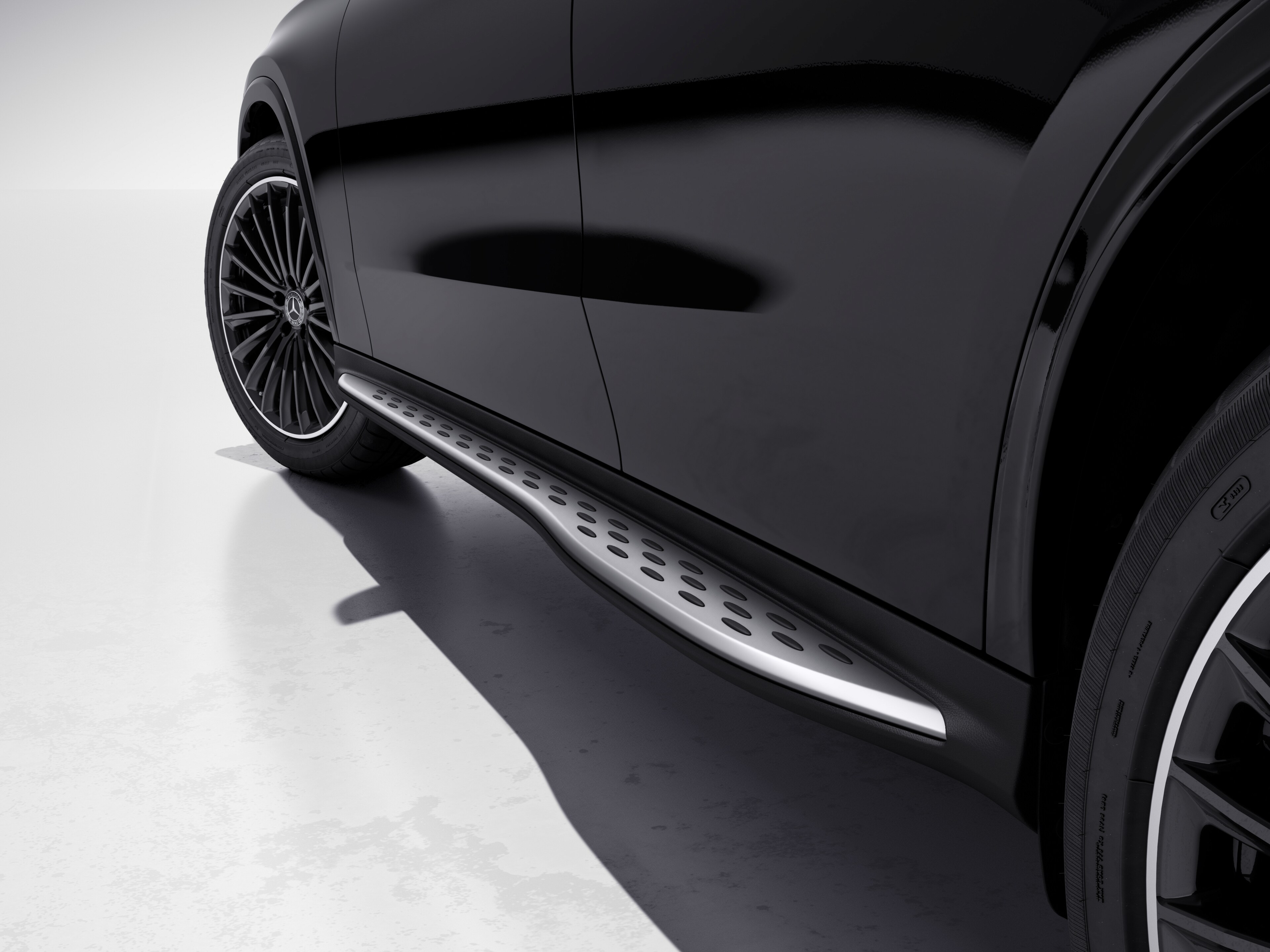 Running boards, in aluminium look with rubber studs, Set - Aluminium, black-silver, LHD/RHD